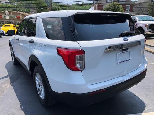 2020 Ford Explorer Base