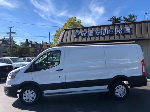 2023 Ford Transit-250 T-250