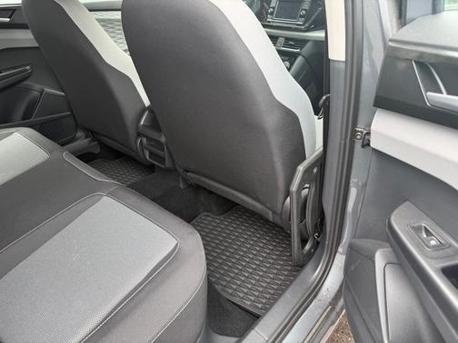 Platinum Gray Metallic 2023 Volkswagen Taos 1.5T S