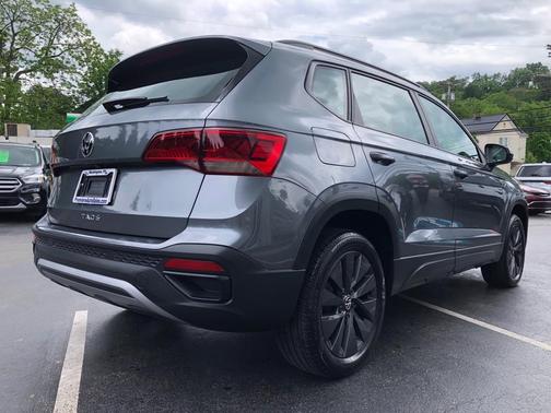 Platinum Gray Metallic 2023 Volkswagen Taos 1.5T S