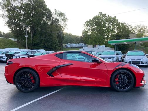2023 Chevrolet Corvette Stingray w/1LT