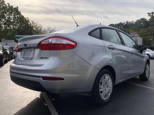 2015 Ford Fiesta S