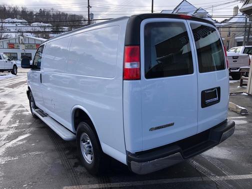 2024 Chevrolet Express 2500 Work Van
