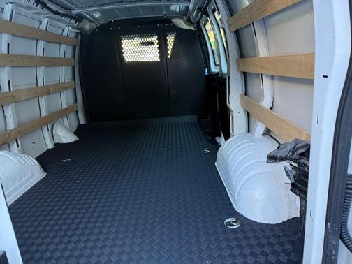 2024 Chevrolet Express 2500 Work Van