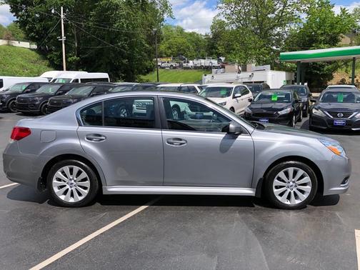 2011 Subaru Legacy 2.5i Limited