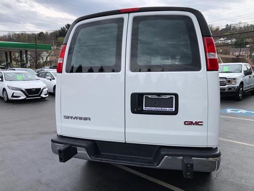 2022 GMC Savana 2500 Work Van
