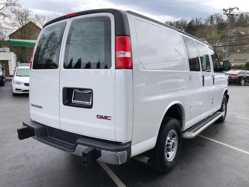 2022 GMC Savana 2500 Work Van