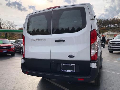 2023 Ford Transit-250 T-250