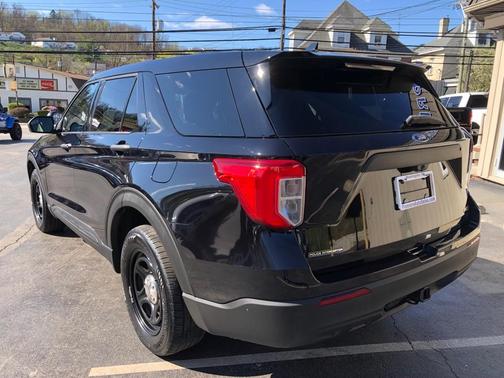Black 2020 Ford Utility Police Interceptor Base