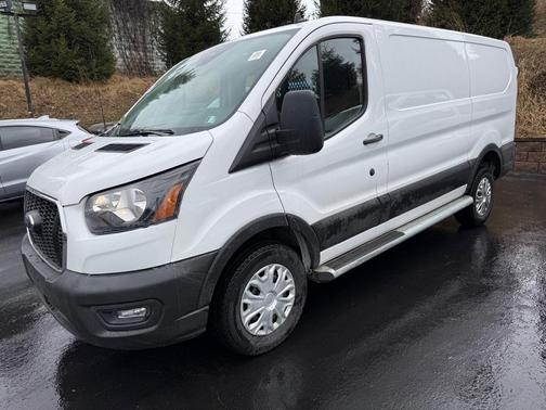 2024 Ford Transit-250 T-250