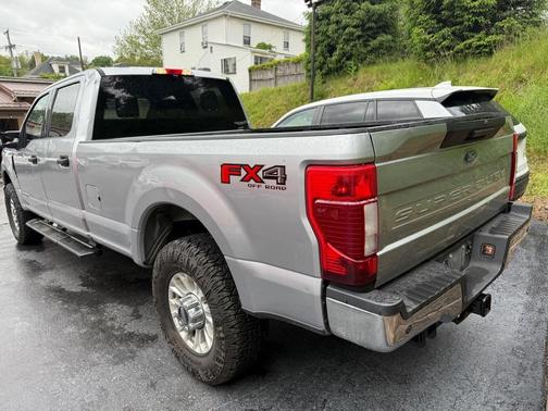 Silver 2022 Ford F-350 Super Duty
