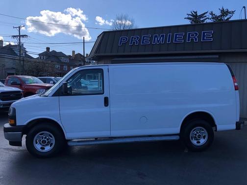 2022 GMC Savana 2500 Work Van