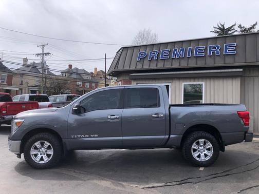 2018 Nissan Titan SV