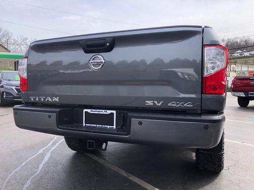 2018 Nissan Titan SV