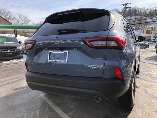 2025 Ford Escape ST-Line Select