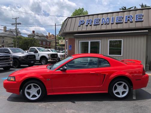2000 Ford Mustang GT