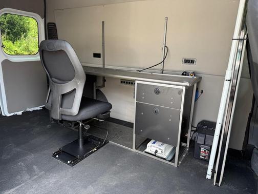 White 2023 RAM ProMaster 1500 Base