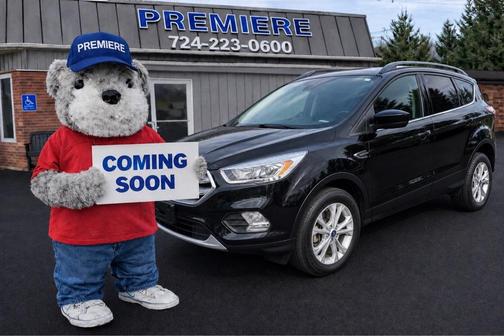 Black 2017 Ford Escape SE