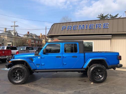 Blue 2021 Jeep Gladiator Sport