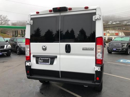 2023 RAM ProMaster 2500 Base
