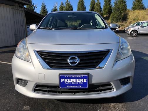 2012 Nissan Versa 1.6 SV