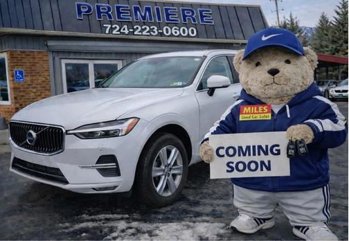 2022 Volvo XC60 B5 Momentum