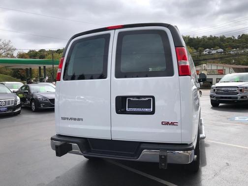 2023 GMC Savana 2500 Work Van