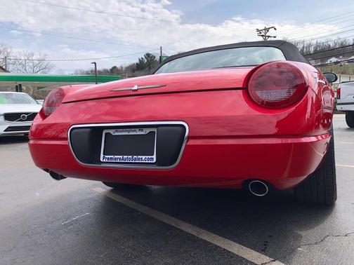 2003 Ford Thunderbird 