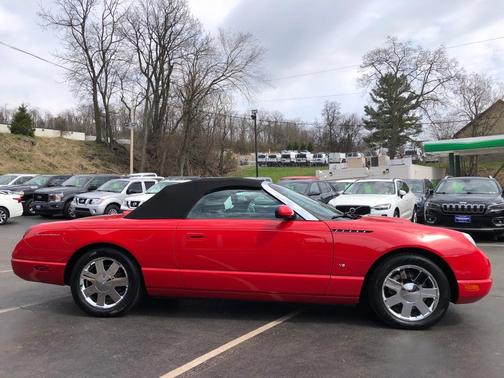 2003 Ford Thunderbird 