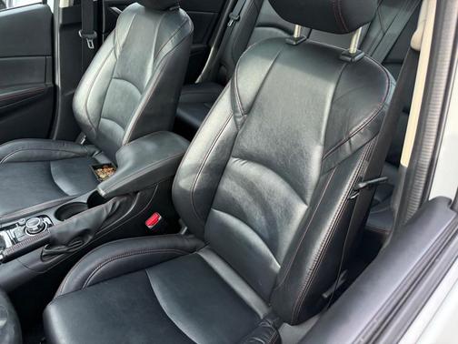 2015 Mazda Mazda3 i Grand Touring