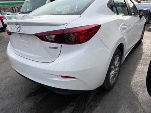 2015 Mazda Mazda3 i Grand Touring