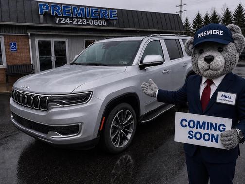 Silver 2022 Jeep Wagoneer Series III