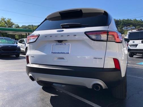 White 2021 Ford Escape SE