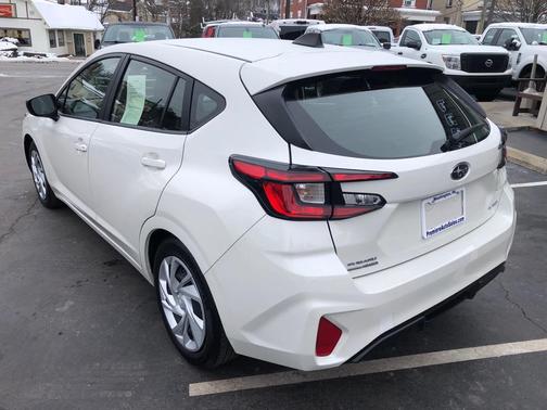 2024 Subaru Impreza Base