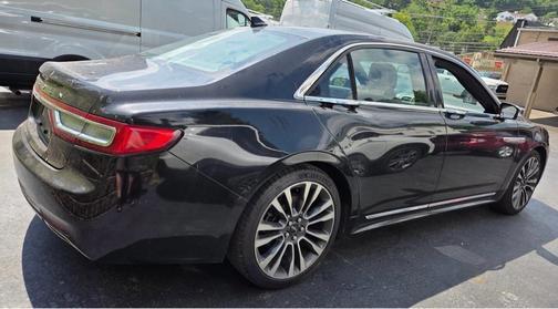 2018 Lincoln Continental Select