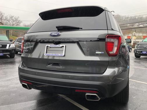 2017 Ford Explorer sport