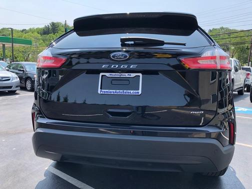 2021 Ford Edge SE