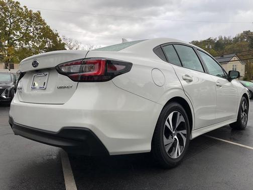 2023 Subaru Legacy