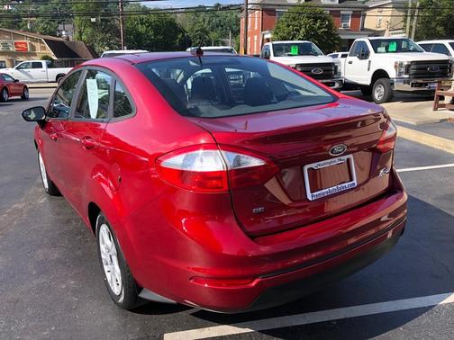 2016 Ford Fiesta SE