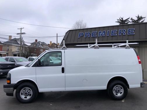 2017 GMC Savana 2500 Work Van