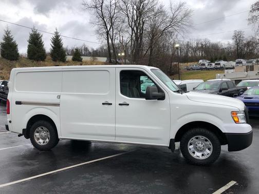2020 Nissan NV Cargo NV2500 HD SV V6/SV V8