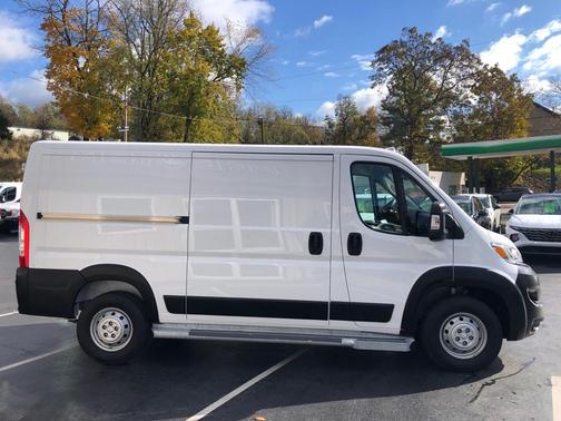 2023 RAM ProMaster 2500 Base