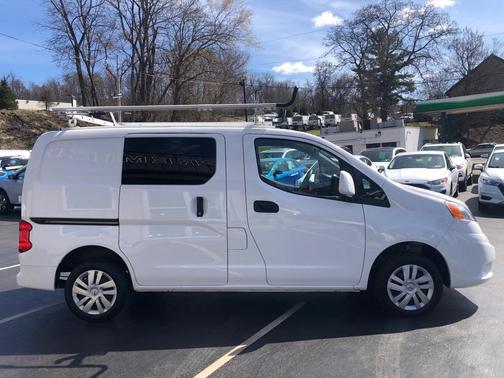 2021 Nissan NV200 SV