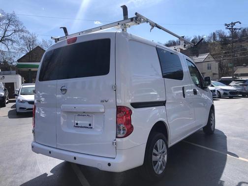 2021 Nissan NV200 SV