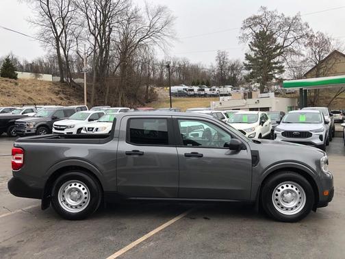 2022 Ford Maverick XL