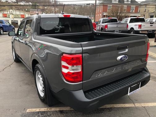 2022 Ford Maverick XL