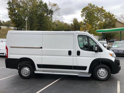 2023 RAM ProMaster 2500 Base