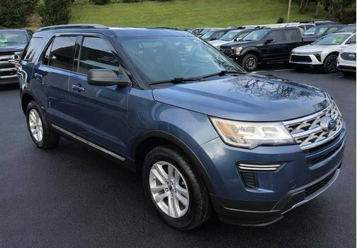 Blue 2018 Ford Explorer XLT