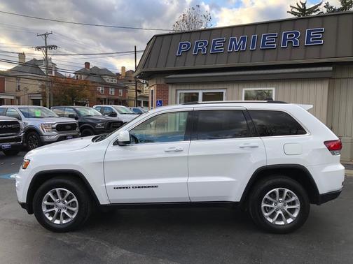 2021 Jeep Grand Cherokee Laredo