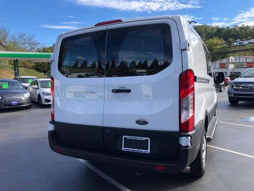 2021 Ford Transit-250 T-250